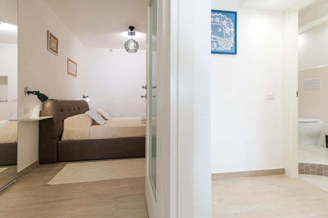 Purple Flower Suite Apartment Cala Gonone Exterior foto