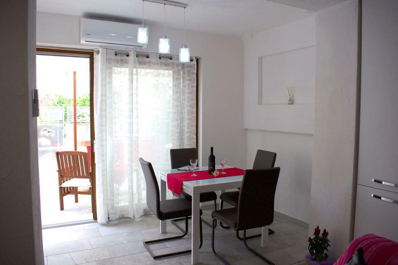 Purple Flower Suite Apartment Cala Gonone Exterior foto